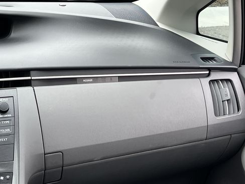 Used 2011 Toyota Prius Three FWD image 21