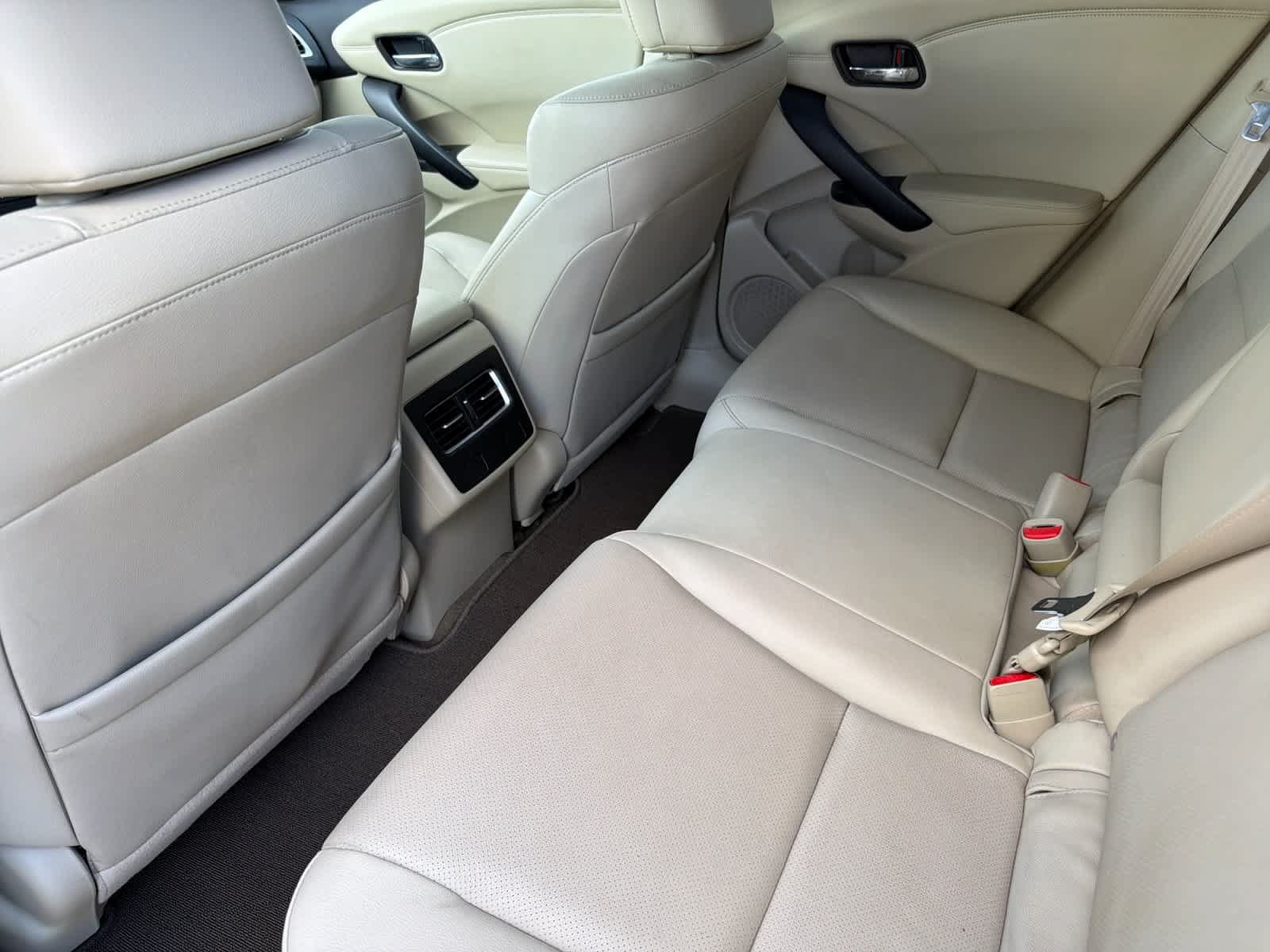 Used 2018 Acura RDX w/ Advance Package FWD image 4