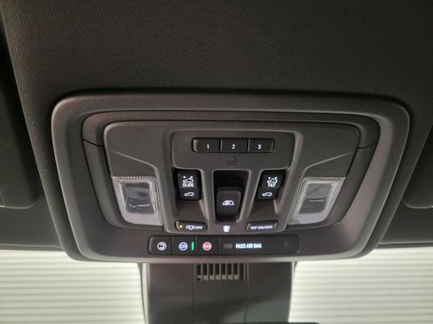 Certified 2024 Chevrolet Silverado 1500 High Country w/ High Country Premium Package image 15