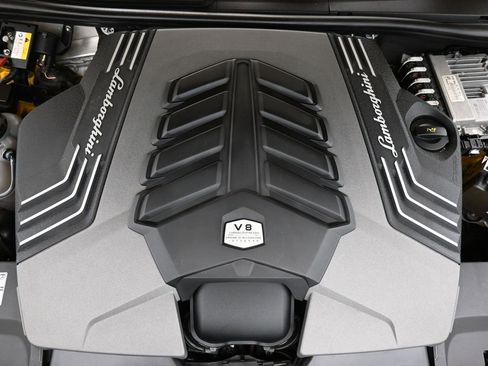 Used 2019 Lamborghini Urus image 28