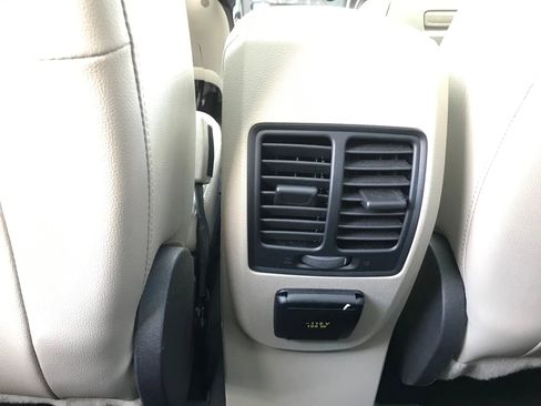 Used 2018 Ford Escape Titanium image 34