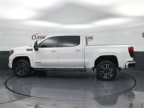 Used 2020 GMC Sierra 1500 AT4 w/ AT4 Premium Package image 2