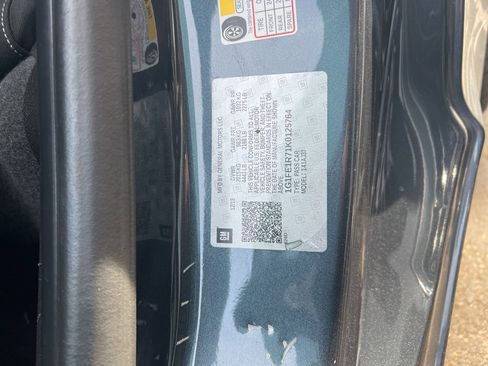 Used 2019 Chevrolet Camaro SS image 17