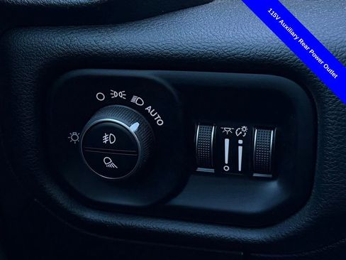 Used 2025 RAM 1500 Lone Star image 22