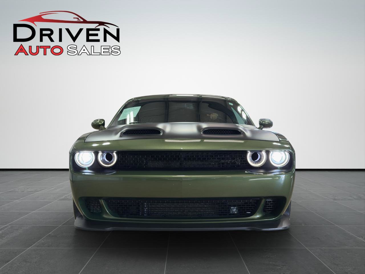 Used 2022 Dodge Challenger SRT Hellcat w/ Plus Package RWD image 7