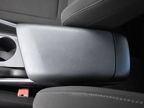 Certified 2025 Hyundai Elantra Sport FWD image 37