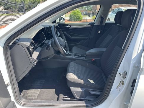 Used 2025 Volkswagen Jetta S FWD image 11