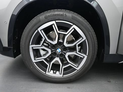 New 2026 BMW X1 xDrive28i w/ Technology Package AWD/4WD image 4
