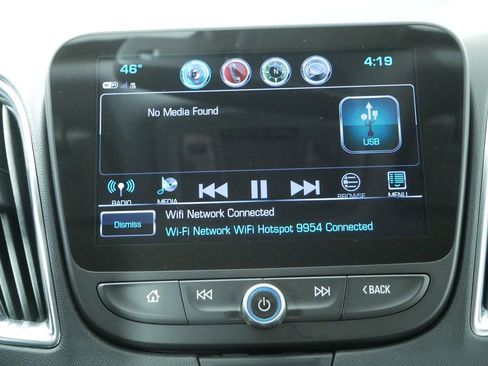 Used 2018 Chevrolet Malibu Premier w/ Driver Confidence Package image 28