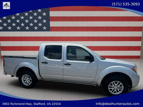 Used 2017 Nissan Frontier SV AWD/4WD image 4