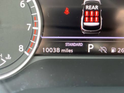 Used 2025 Nissan Pathfinder SL FWD image 20