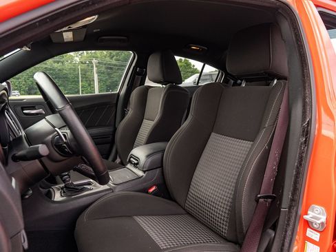 Used 2022 Dodge Charger GT w/ Blacktop Package AWD/4WD image 18