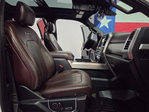 Used 2017 Ford F350 Platinum w/ Platinum Ultimate Package image 71