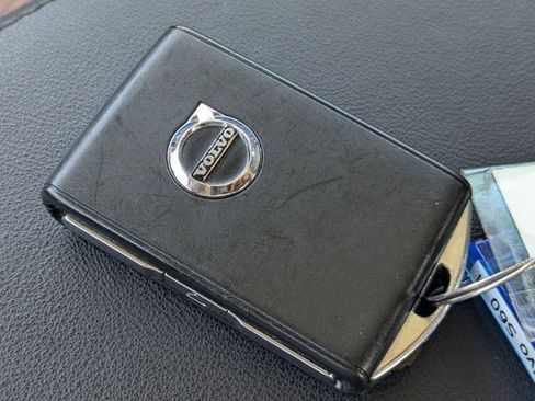 Certified 2023 Volvo S60 B5 Plus w/ Climate Package image 36