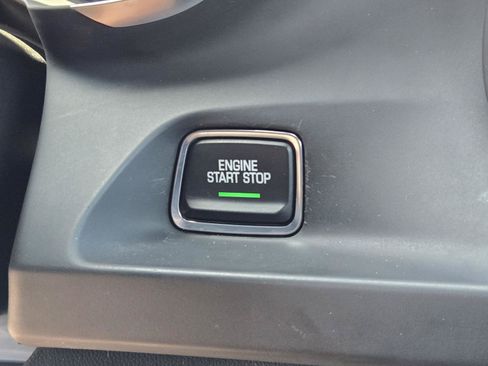 Used 2020 Chevrolet Camaro LT RWD image 11