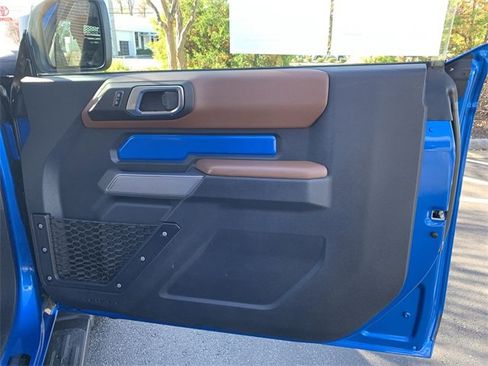 Used 2023 Ford Bronco Outer Banks image 10