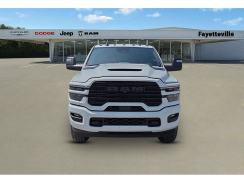 New 2026 RAM 2500 Laramie AWD/4WD image 8