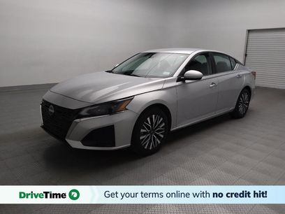 Used 2023 Nissan Altima 2.5 SV