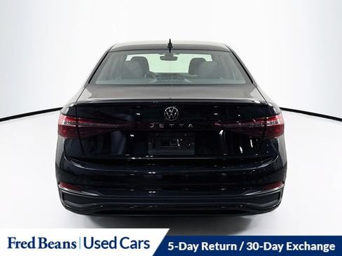 Used 2025 Volkswagen Jetta Sport FWD image 7