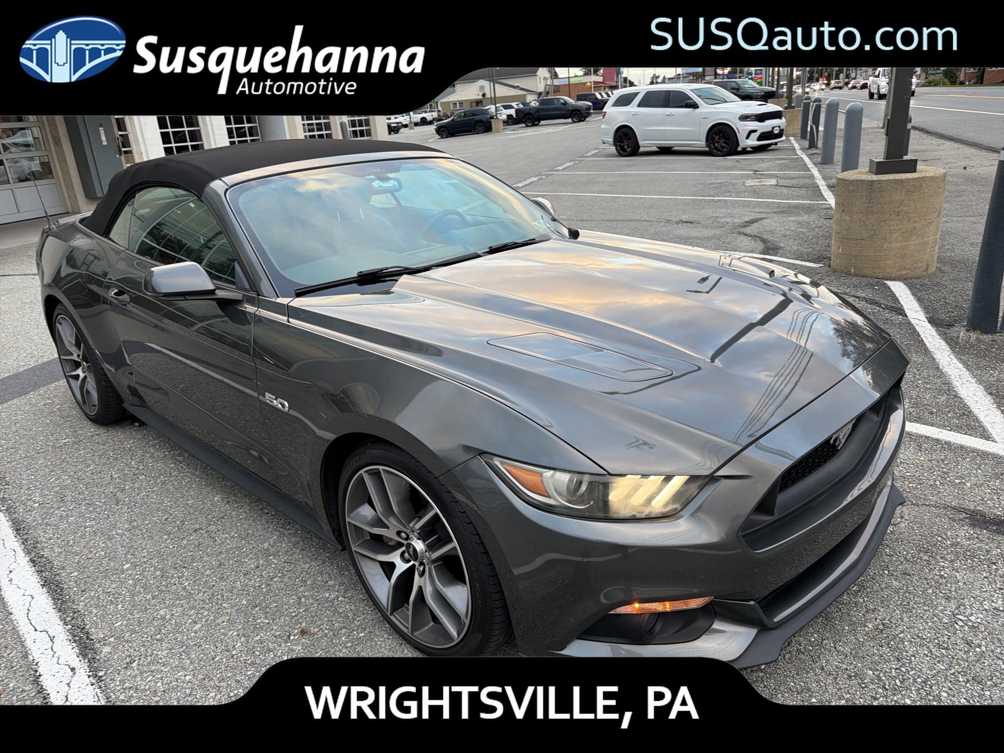 Used 2015 Ford Mustang GT Premium RWD image 1