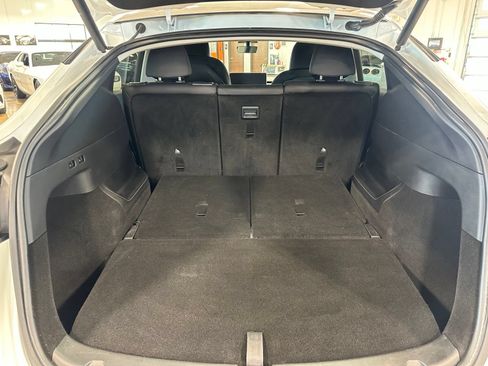 Used 2023 Tesla Model Y Long Range AWD/4WD image 44
