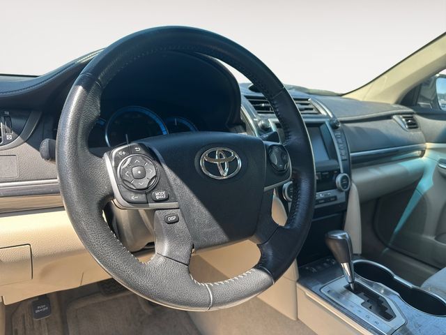 Used 2012 Toyota Camry XLE w/ Leather Pkg FWD image 11