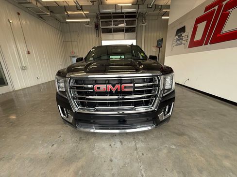 Used 2021 GMC Yukon XL SLT w/ SLT Premium Package AWD/4WD image 19