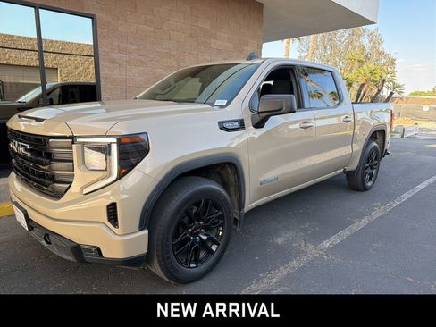 Certified 2023 GMC Sierra 1500 Elevation RWD image 1