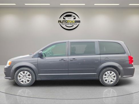 Used 2017 Dodge Grand Caravan SE w/ Power Window Group image 4