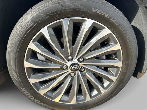 Used 2023 Hyundai Palisade Calligraphy image 18