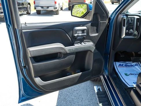 Used 2018 Chevrolet Silverado 1500 LT w/ Texas Edition image 12