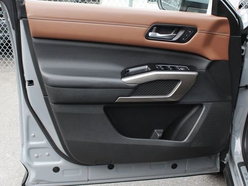 Certified 2023 Nissan Pathfinder Platinum image 16