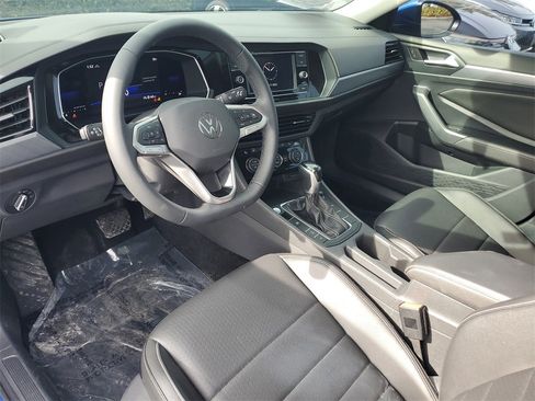 Used 2022 Volkswagen Jetta SE image 20