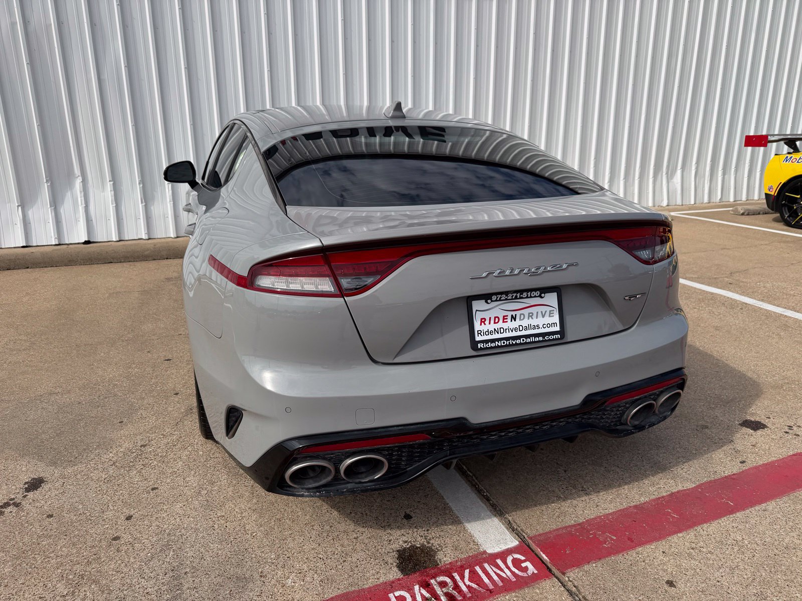Used 2022 Kia Stinger GT1 RWD image 5