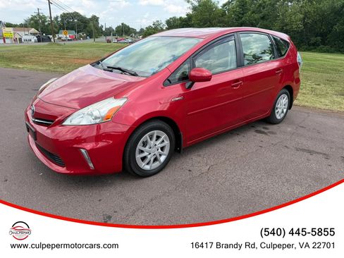 Used 2013 Toyota Prius V Three FWD image 2