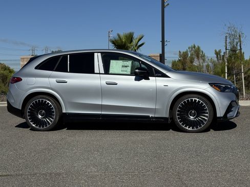 New 2025 Mercedes-Benz EQE AMG 4MATIC SUV image 8