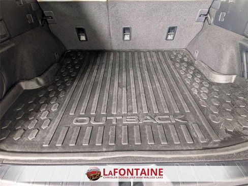 Used 2023 Subaru Outback Limited image 30