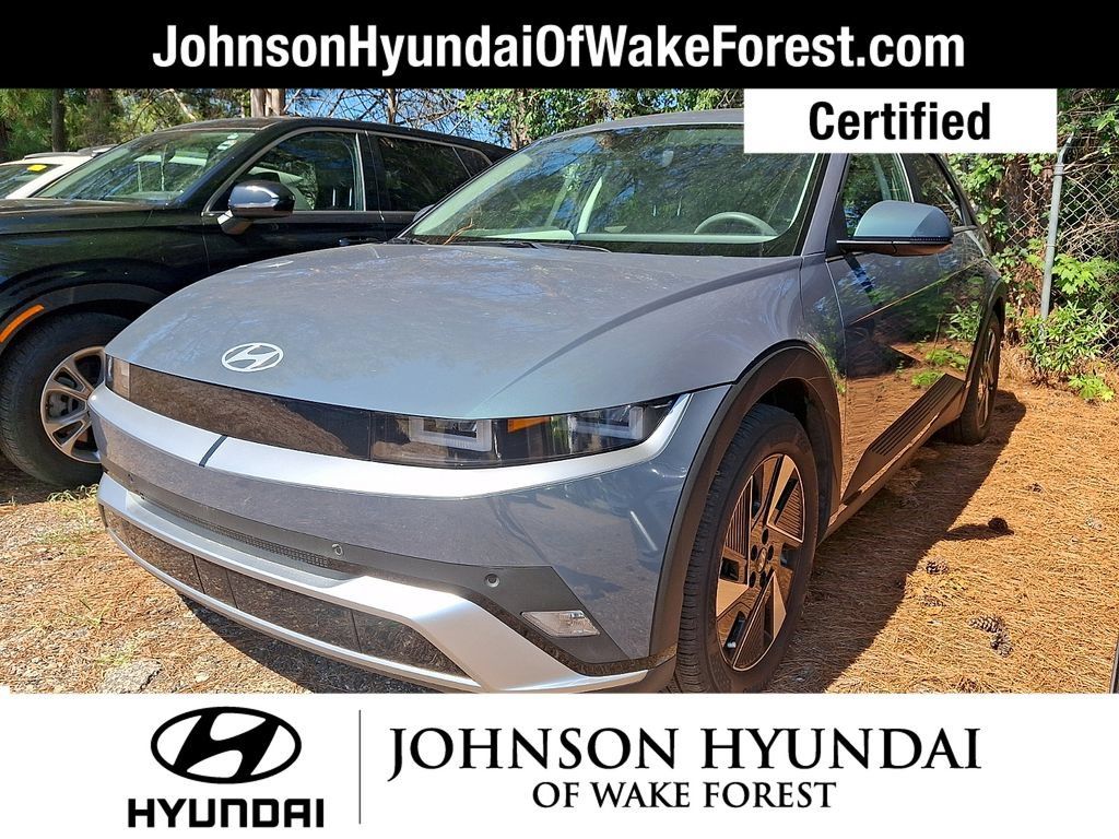 Used 2025 Hyundai Ioniq 5 SE RWD image 3