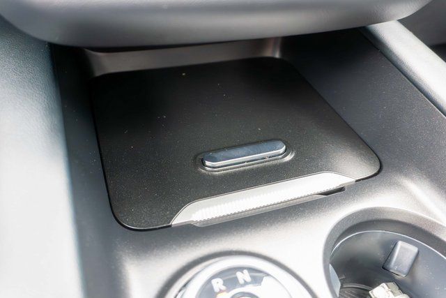 Used 2025 Ford Explorer ST AWD/4WD image 35