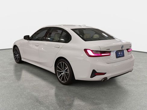 Used 2022 BMW 330i xDrive Sedan w/ Driving Assistance Package image 7