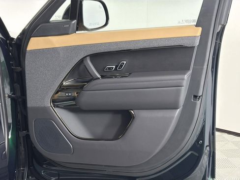 New 2026 Land Rover Range Rover Sport Dynamic SE image 31