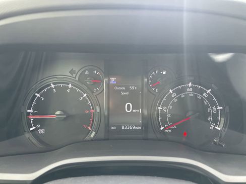 Used 2021 Toyota 4Runner SR5 AWD/4WD image 13