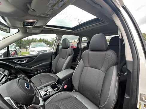 Used 2019 Subaru Forester Premium AWD/4WD image 9