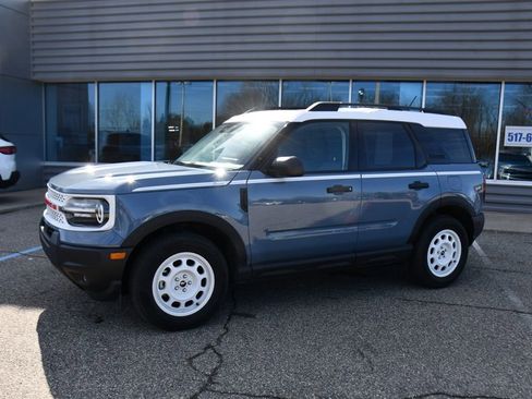 Used 2025 Ford Bronco Sport Heritage w/ Convenience Package image 2