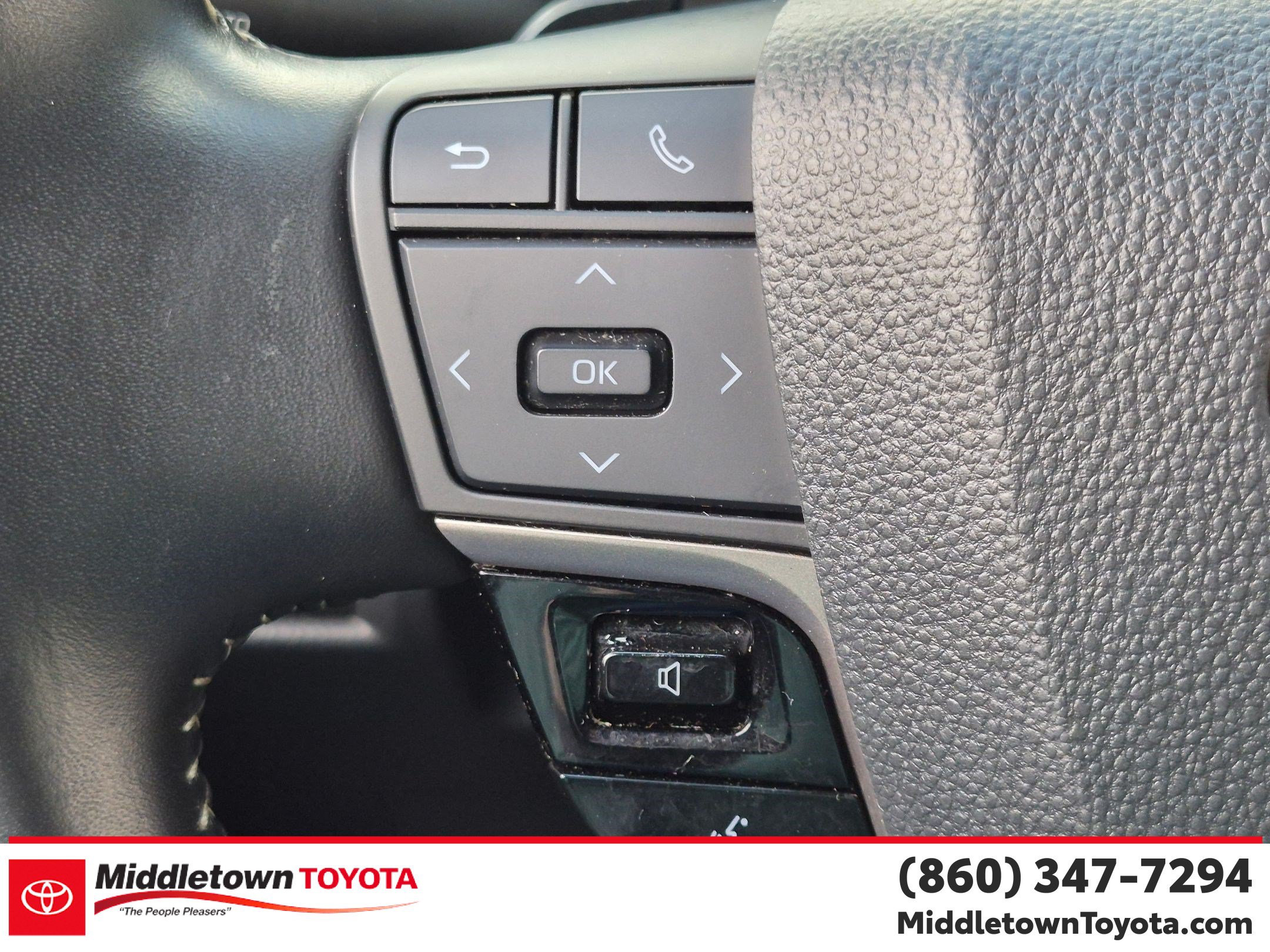 Certified 2025 Toyota Camry SE FWD image 19