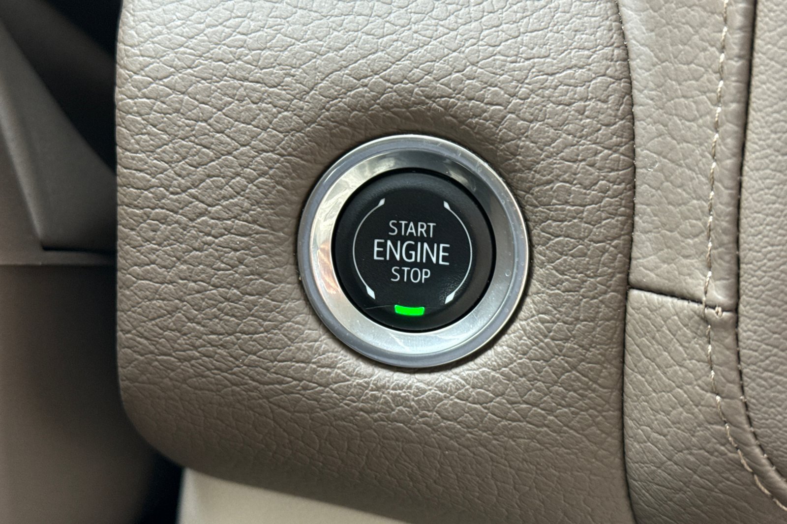 Used 2024 GMC Yukon Denali w/ Max Trailering Package AWD/4WD image 24