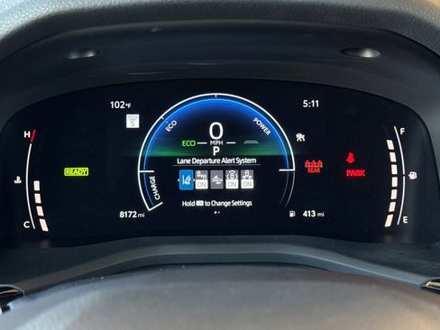 Used 2026 Toyota Camry SE FWD image 24