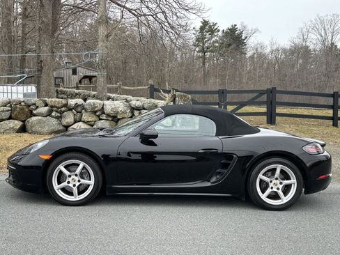 Used 2018 Porsche 718 Boxster image 20