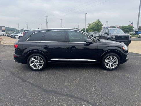 Used 2020 Audi Q7 3.0T Premium Plus w/ Premium Plus Package AWD/4WD image 2
