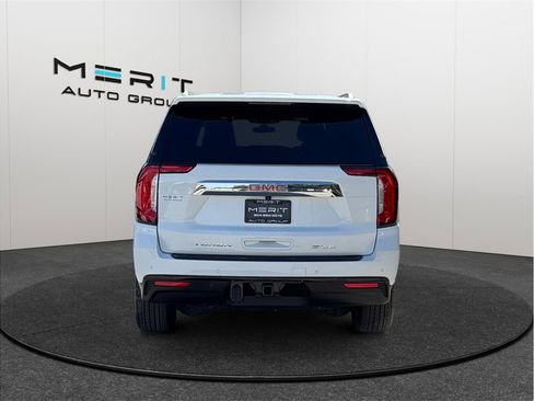 Used 2022 GMC Yukon XL SLE AWD/4WD image 8